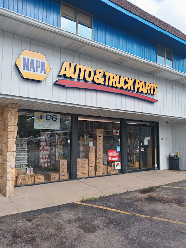 NAPA Auto Parts - Monroe Auto Parts, 28 S Main St, Monroe, OH 45050, USA, 