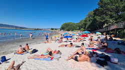 Praia de Bouzas'in fotoğrafı geniş bir kıyı şeridi ile birlikte