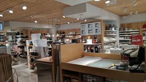 Furniture Store «Crate and Barrel», reviews and photos, 630 Commons Way, Bridgewater, NJ 08807, USA