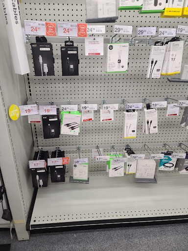 Office Supply Store «Staples», reviews and photos, 600 S St W, Raynham, MA 02767, USA