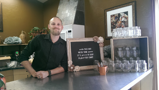 Restaurant «Oak Barrel of Eagle Restaurant and Sports Lounge», reviews and photos, 1065 E Winding Creek Dr, Eagle, ID 83616, USA