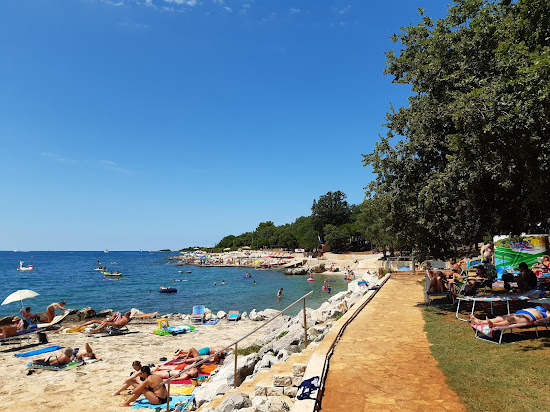 Bijela Uvala beach