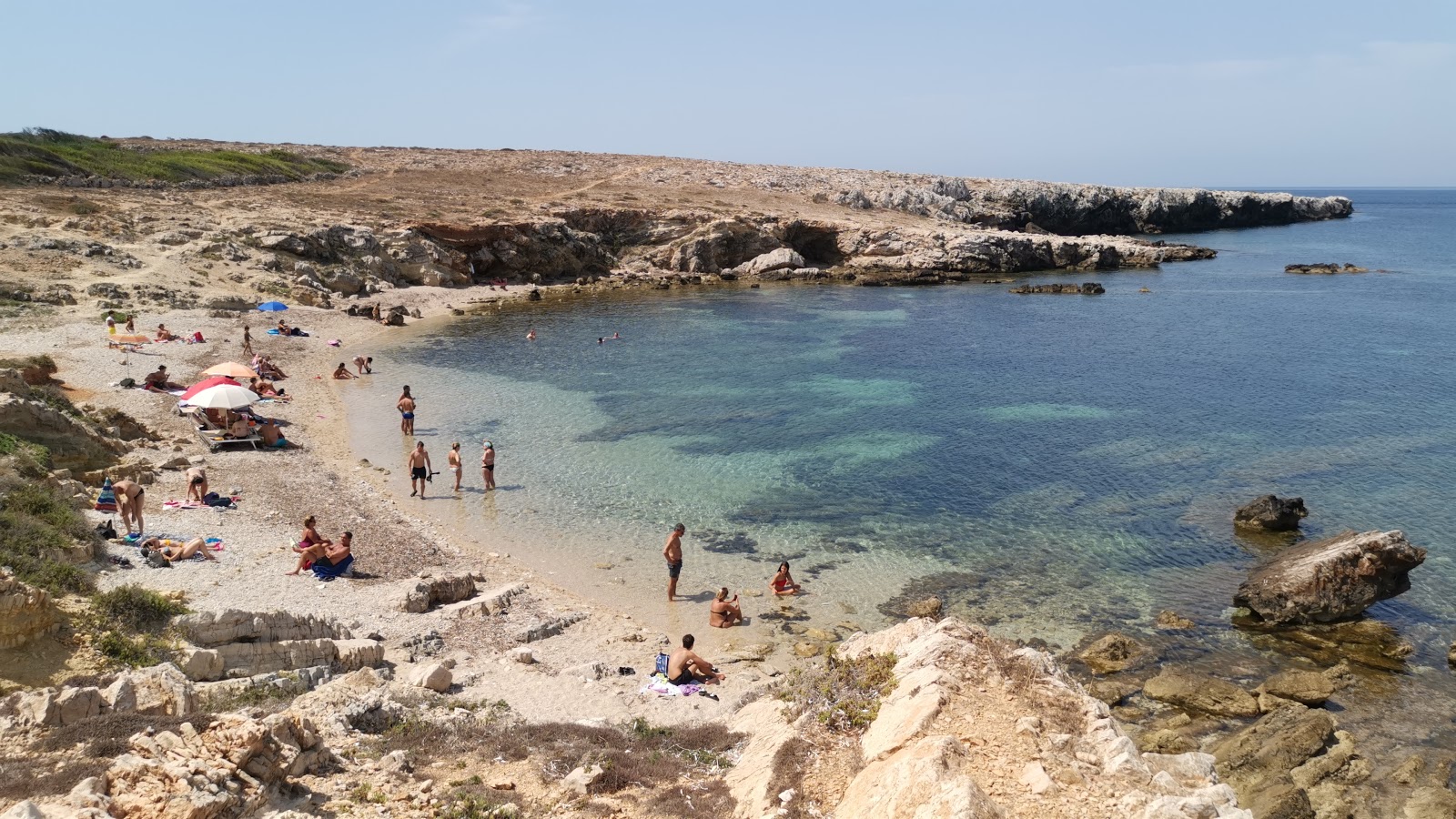 Photo of Cala Rotonda with partly clean level of cleanliness