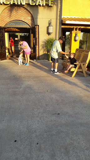 Mexican Restaurant «Los Cucos Mexican Restaurant», reviews and photos, 23730 US Hwy 59, Kingwood, TX 77339, USA