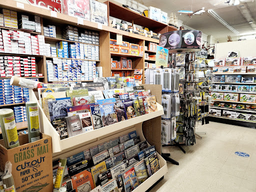 Toy Store «Eugene Toy & Hobby», reviews and photos, 32 E 11th Ave, Eugene, OR 97401, USA