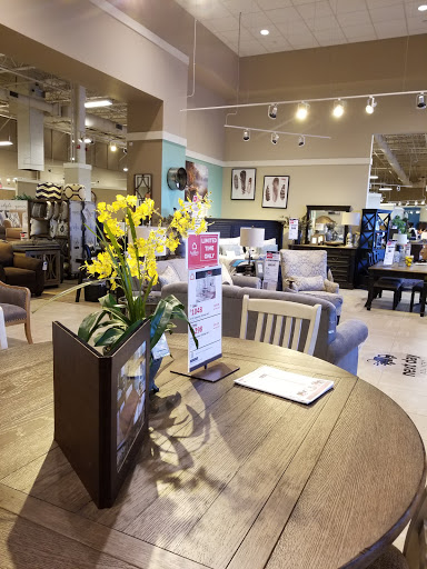 Furniture Store «Ashley HomeStore», reviews and photos, 80 Nardozzi Pl, New Rochelle, NY 10801, USA