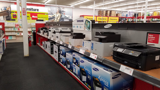 Office Supply Store «Staples», reviews and photos, 757 Gallivan Blvd, Dorchester, MA 02122, USA