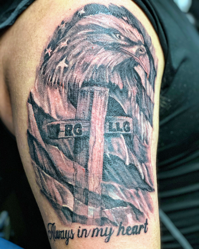 Tattoo Shop «PAS Tattoos», reviews and photos, 1735 E Ohio Pike, Amelia, OH 45102, USA