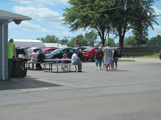 Used Car Dealer «J.H. Barkau & Sons», reviews and photos, 1102 E South St, Freeport, IL 61032, USA