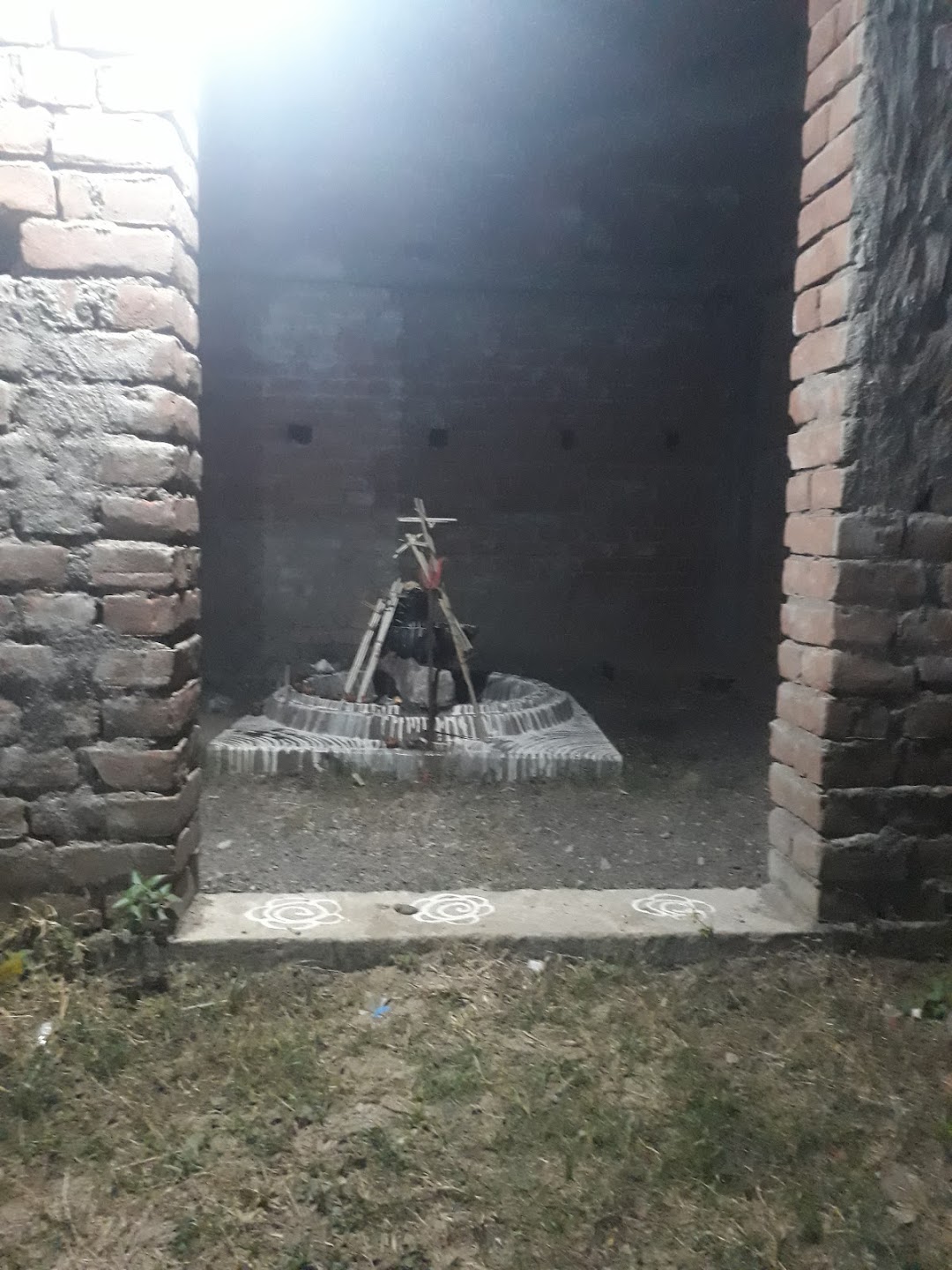 मंदिर करेला BEHBATPUR
