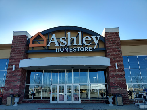 Furniture Store «Ashley HomeStore», reviews and photos, 875 E Boughton Rd, Bolingbrook, IL 60440, USA