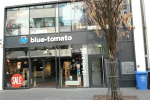 Blue Tomato Shop Bonn image