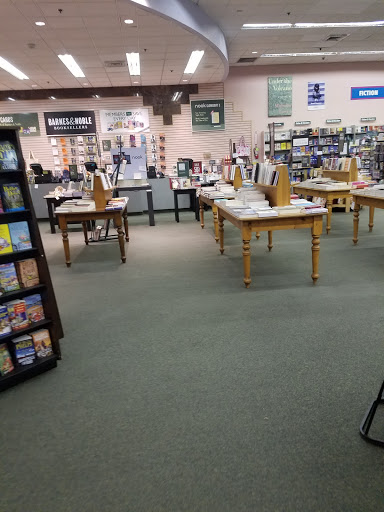 Book Store «Bookstar (Barnes & Noble)», reviews and photos, 8650 Genesee Ave, San Diego, CA 92122, USA