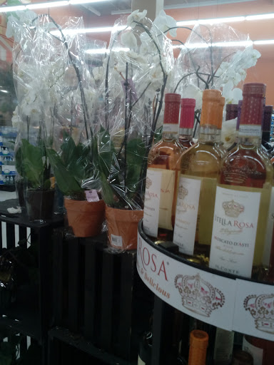 Grocery Store «Superior Grocers», reviews and photos, 9100 Whittier Blvd, Pico Rivera, CA 90660, USA