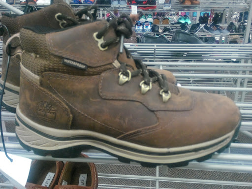 Clothing Store «Burlington Coat Factory», reviews and photos, 3286 Crain Hwy, Waldorf, MD 20602, USA