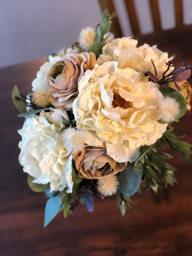 Coffee Shop «The Floral Grind Florist & Coffeehouse», reviews and photos, 10700 W Manslick Rd, Fairdale, KY 40118, USA