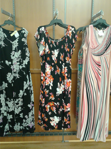 Clothing Store «Burlington Coat Factory», reviews and photos, 250 S Randall Rd, Elgin, IL 60123, USA