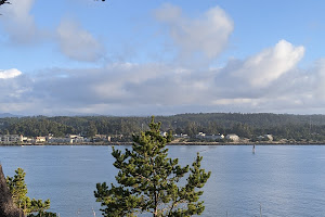 Yaquina Bay Lighthouse