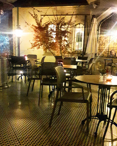 BEPPO Bistró, Café - Av. Luis Thayer Ojeda 424, 7510068 Providencia, Región Metropolitana, Chile