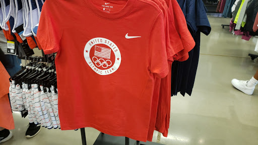 Clothing Store «Nike Factory Store», reviews and photos, 505 Premium Outlets Dr, Monroe, OH 45050, USA