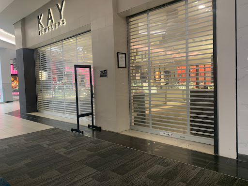 Jewelry Store «Kay Jewelers», reviews and photos, 2901 S Capital of Texas Hwy Suite N07C, Austin, TX 78746, USA