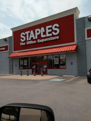 Office Supply Store «Staples», reviews and photos, 100 Powell Pl, Nashville, TN 37204, USA