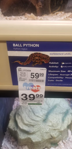 Pet Supply Store «PetSmart», reviews and photos, 104 TX-332, Lake Jackson, TX 77566, USA