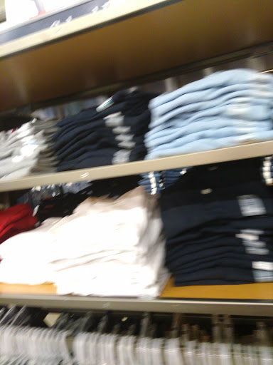 Clothing Store «Old Navy», reviews and photos, 43 Middlesex Turnpike, Burlington, MA 01803, USA