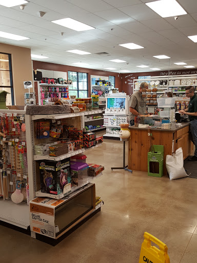 Pet Supply Store «Lemos Feed & Pet Supply», reviews and photos, 1320 Main St, Morro Bay, CA 93442, USA