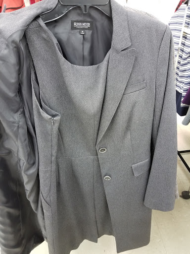 Stores to buy men's jackets Minneapolis