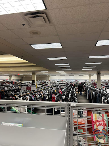 Clothing Store «Burlington Coat Factory», reviews and photos, 3050 N 5th Street Hwy, Reading, PA 19605, USA