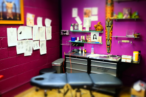 Tattoo Shop «Wonderland Tattoo Studio», reviews and photos, 23531 Little Mack Ave, St Clair Shores, MI 48080, USA