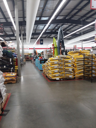 Home Improvement Store «Tractor Supply Co.», reviews and photos, 8986 Courthouse Rd, Louisa, VA 23093, USA