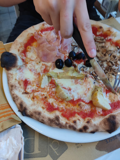 Pizzeria dal Paz in Pesaro, Provincia di Pesaro e Urbino