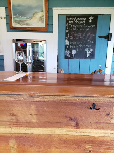 Winery «The Hague Winery, Inc.», reviews and photos, 8268 Cople Hwy, Hague, VA 22469, USA