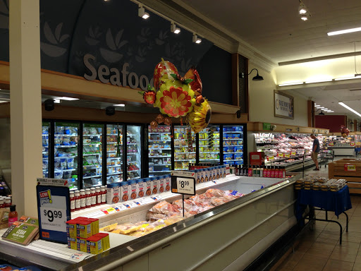 Grocery Store «Stop & Shop», reviews and photos, 1100 Massachusetts Ave, Dorchester, MA 02125, USA