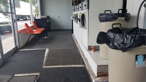 Laundry Service «South Shore Laundry», reviews and photos, 513 W 17th St, Holland, MI 49423, USA