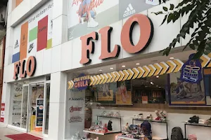 FLO Gölcük Cadde Mağazası image