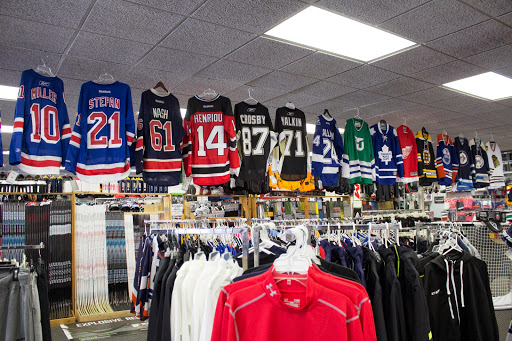 Sporting Goods Store «Amity Harbor Sports», reviews and photos, 149 Merrick Rd, Amityville, NY 11701, USA