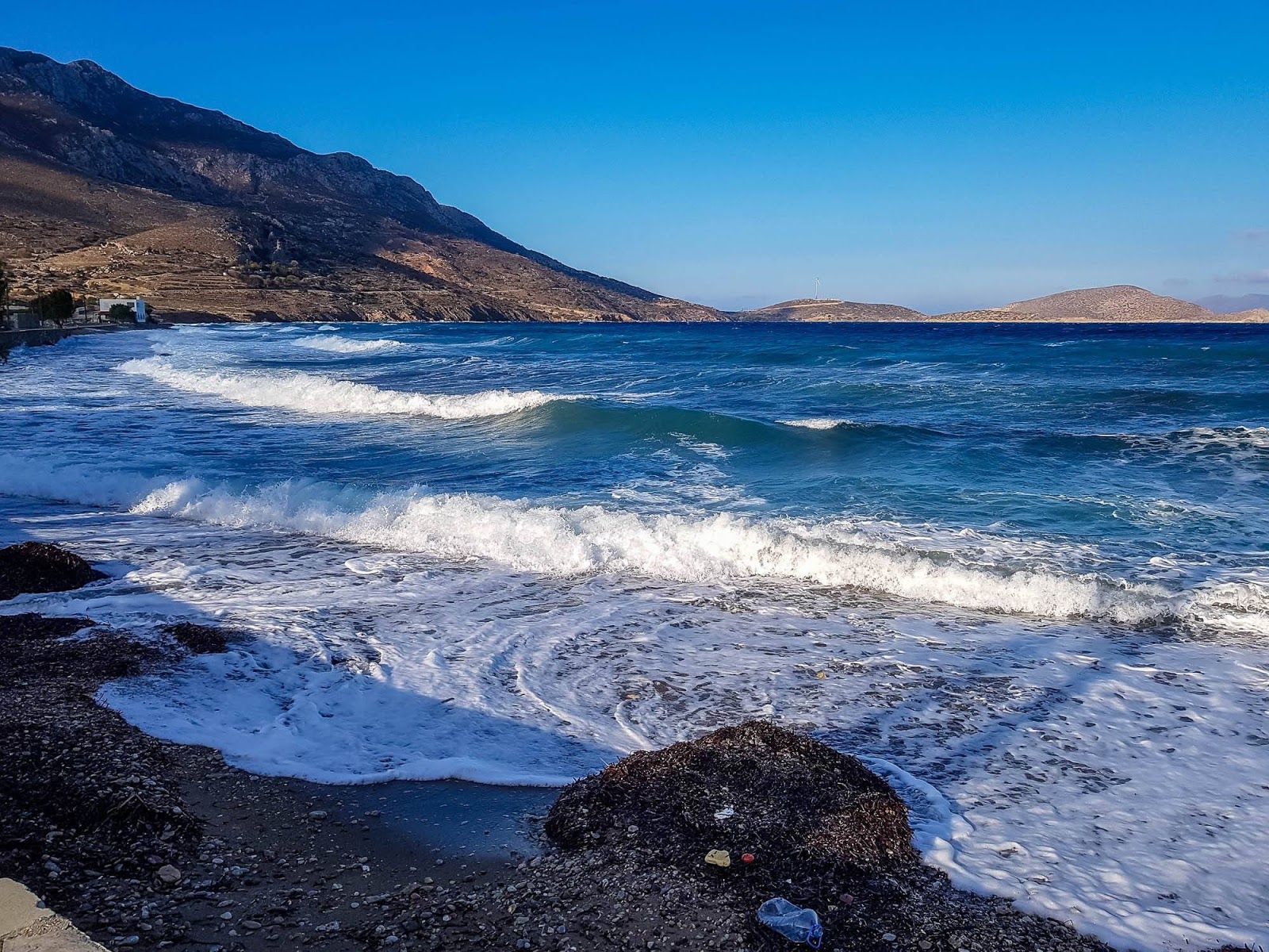 Nisos Tilos'in fotoğrafı biraz temiz temizlik seviyesi ile