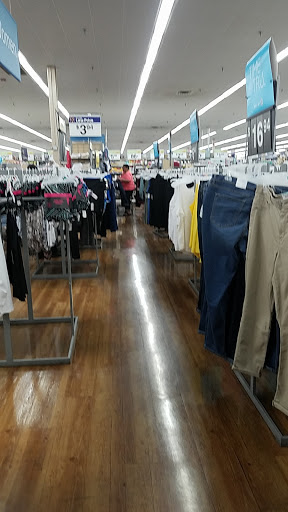 Discount Store «Walmart», reviews and photos, 950 Edwards Ferry Rd NE, Leesburg, VA 20176, USA