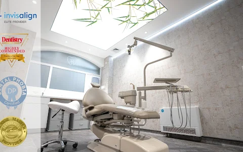Dr Rez Dental image