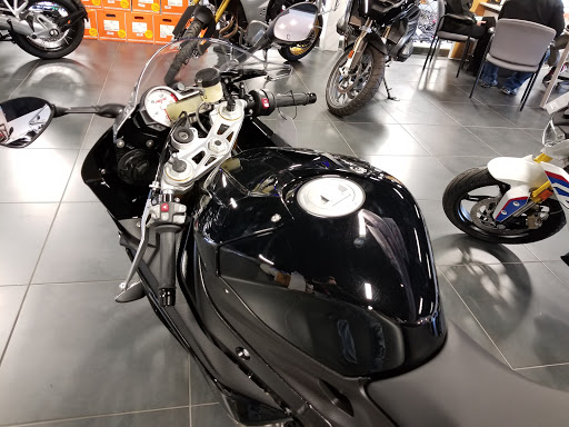 Motorcycle Dealer «Cross Country Powersports», reviews and photos, 911 Middlesex Ave, Metuchen, NJ 08840, USA