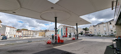 AVIA à Poitiers