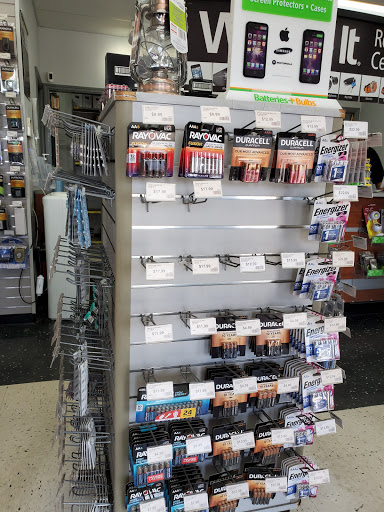 Car Battery Store «Batteries Plus Bulbs», reviews and photos, 11200 S Cleveland Ave, Fort Myers, FL 33907, USA