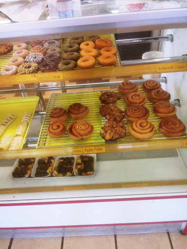 Donut Shop «Rainbow Donuts», reviews and photos, 8302 Lake June Rd, Dallas, TX 75217, USA