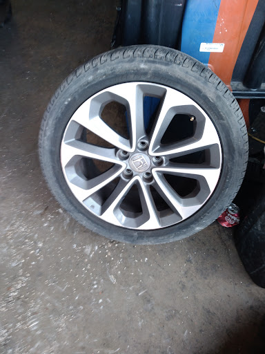 Auto Repair Shop «CD Tire & Muffler», reviews and photos, 7250 Bandera Rd, San Antonio, TX 78238, USA