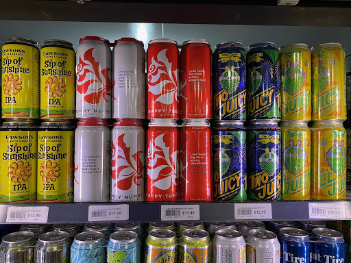 Liquor Store «Cromwell Square Wine & Liquors», reviews and photos, 51 Shunpike Rd #22, Cromwell, CT 06416, USA