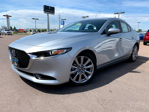 Car Dealer «Lunde Auto Center», reviews and photos, 140 40th St S, Fargo, ND 58103, USA