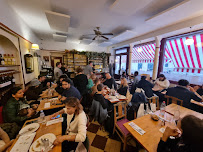 Atmosphère du Restaurant français Lou Cantou à Paris - n°15